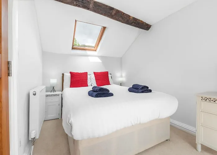 3 Dixon Ground, بيت للعطل *